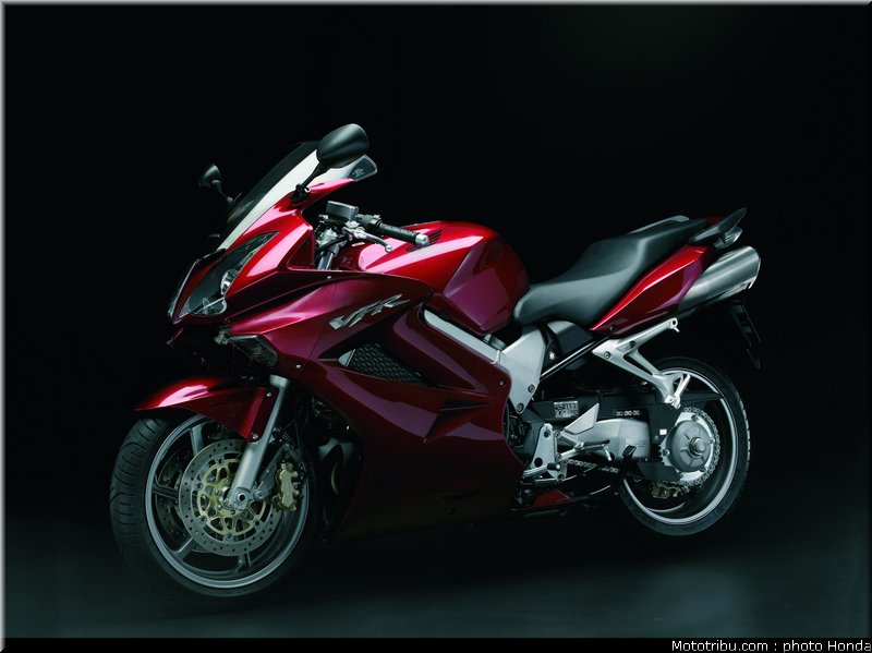 honda_800_vfr_2006_034