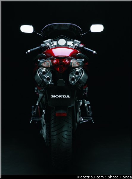 honda_800_vfr_2006_053