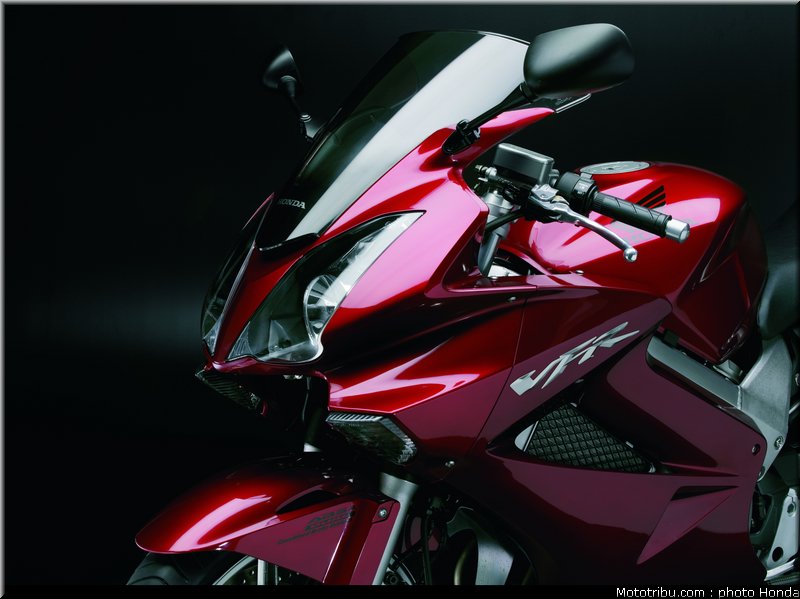 honda_800_vfr_2006_062