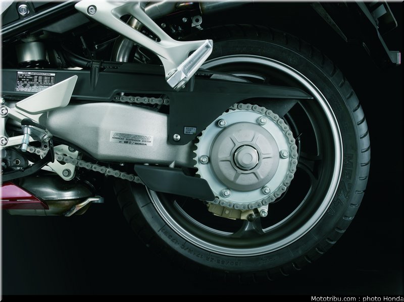 honda_800_vfr_2006_067