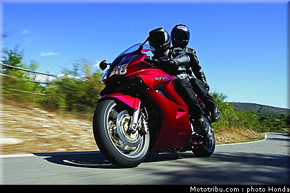 honda_800_vfr_2006_014.jpg