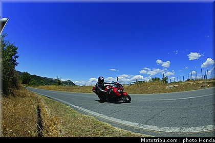 honda_800_vfr_2006_015.jpg