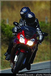 honda_800_vfr_2006_016.jpg