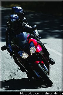 honda_800_vfr_2006_019.jpg