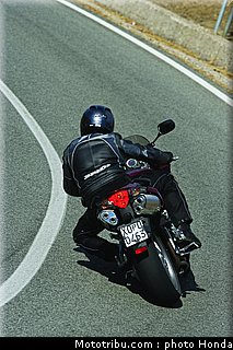 honda_800_vfr_2006_022.jpg