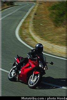 honda_800_vfr_2006_025.jpg