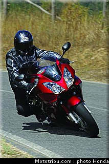 honda_800_vfr_2006_027.jpg