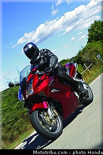 honda_800_vfr_2006_029.jpg