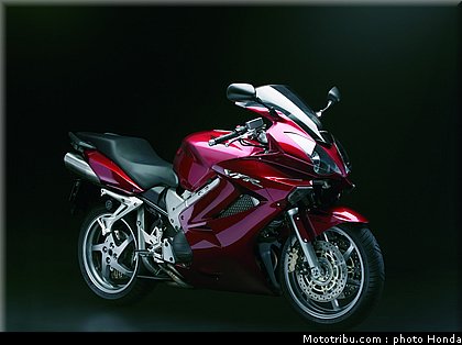 honda_800_vfr_2006_033.jpg