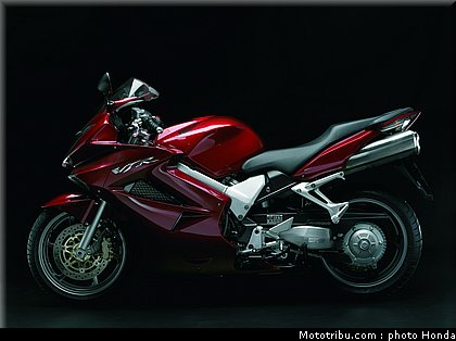 honda_800_vfr_2006_036.jpg