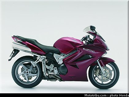 honda_800_vfr_2006_040.jpg