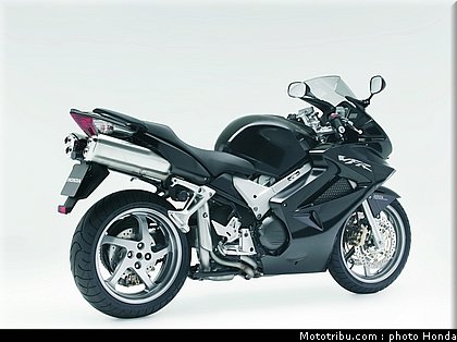 honda_800_vfr_2006_044.jpg