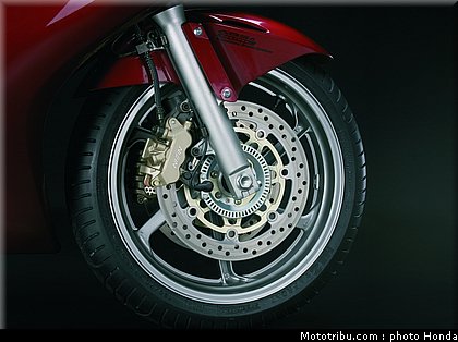 honda_800_vfr_2006_066.jpg