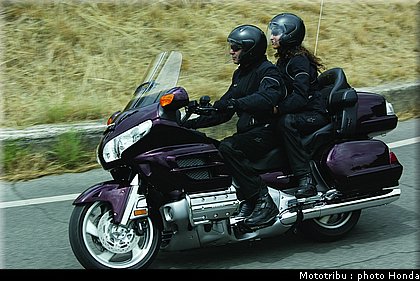 honda_goldwing_2006_004.jpg