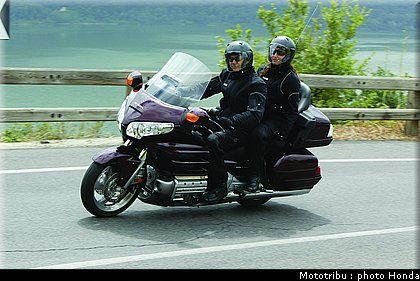 honda_goldwing_2006_005.jpg
