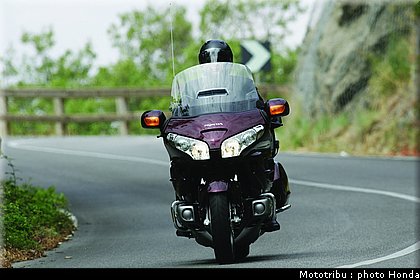 honda_goldwing_2006_013.jpg