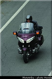 honda_goldwing_2006_027.jpg