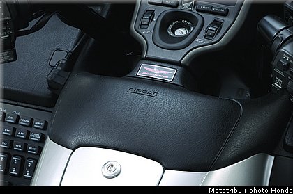 honda_goldwing_2006_046.jpg