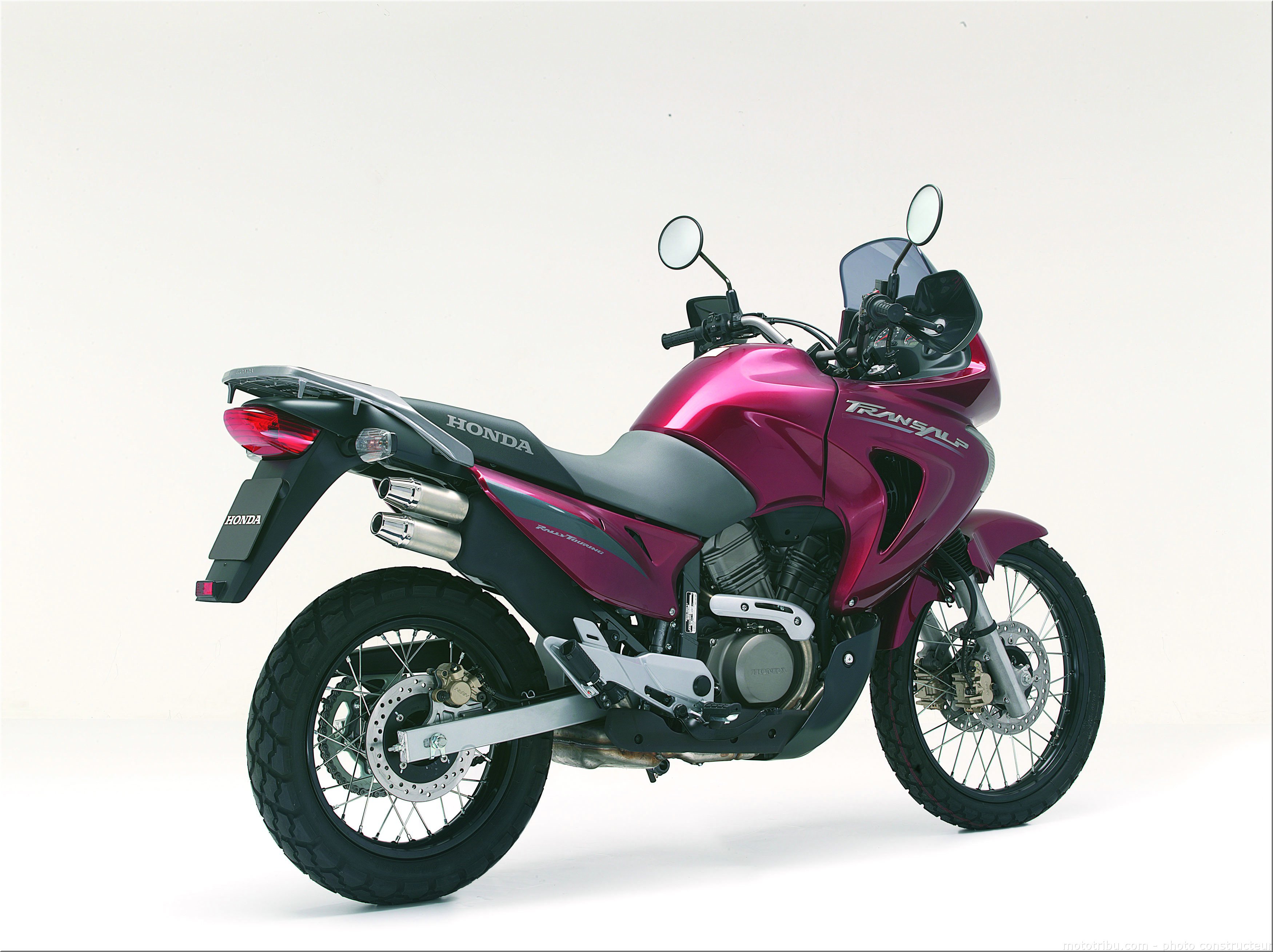 MOTO 