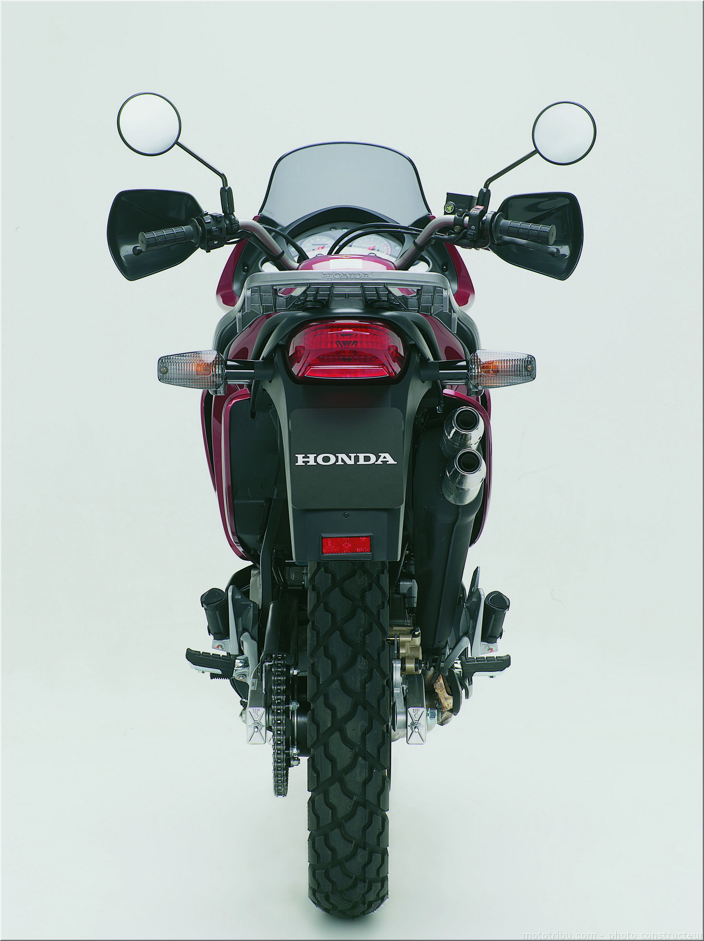 MOTO 