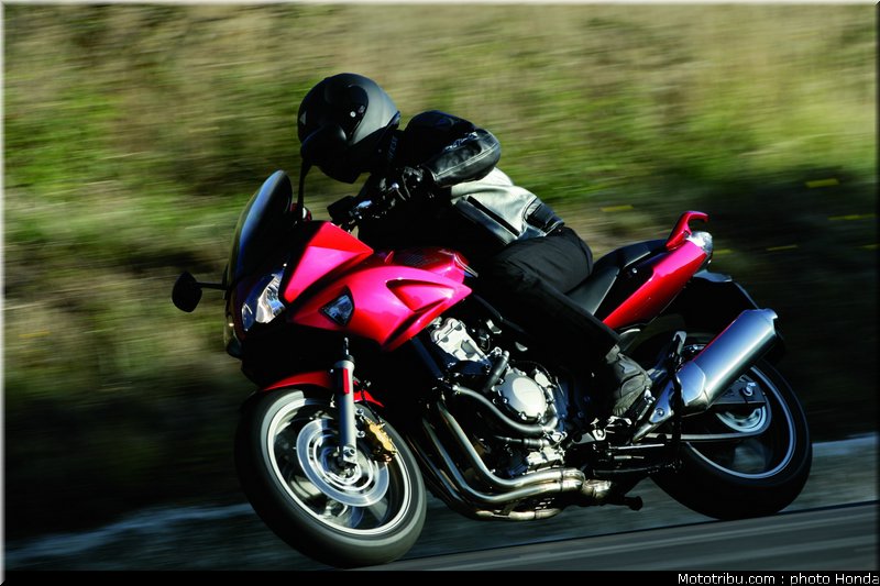 honda_1000_cbf_2007_001