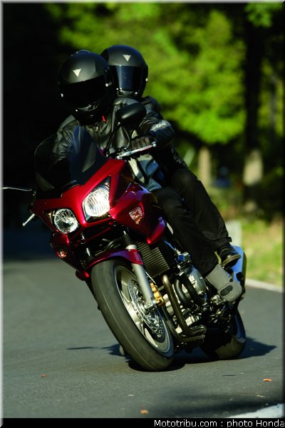 honda_1000_cbf_2007_006