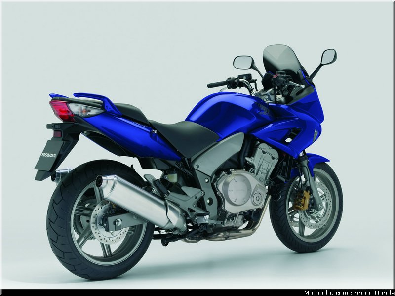 honda_1000_cbf_2007_015