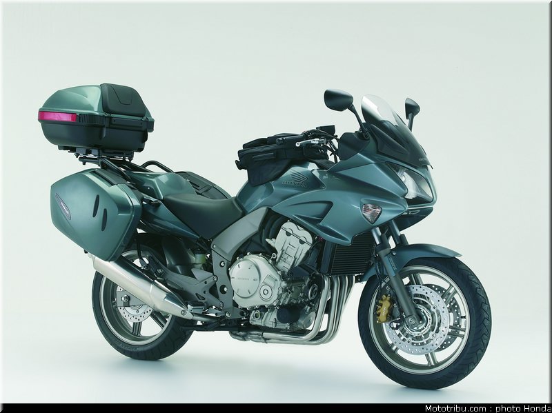 honda_1000_cbf_2007_030