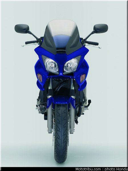 honda_1000_cbf_2007_038