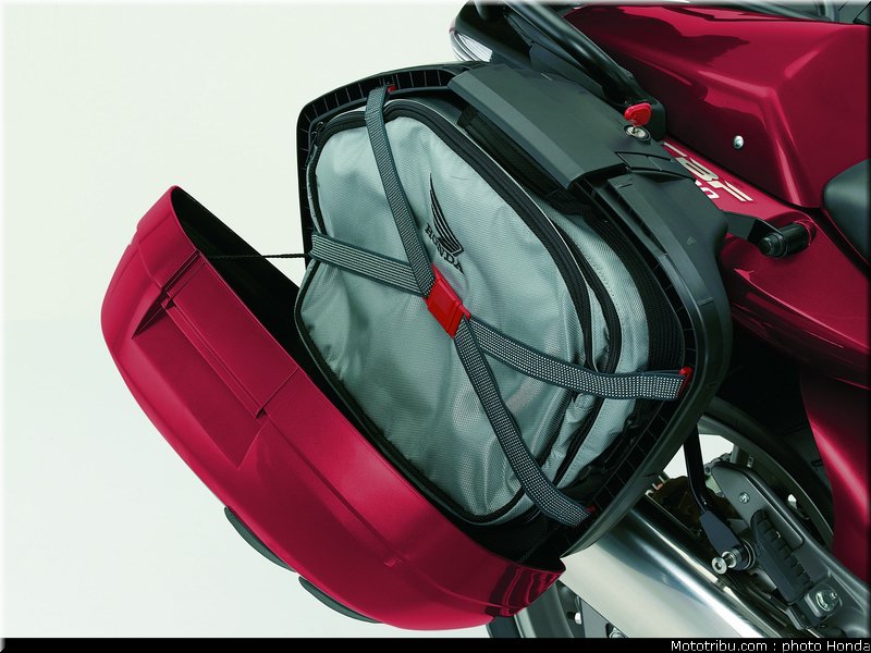 honda_1000_cbf_2007_048
