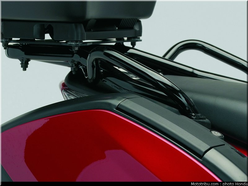 honda_1000_cbf_2007_057