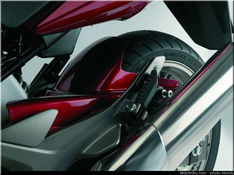 honda_1000_cbf_2007_058