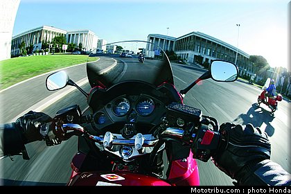 honda_1000_cbf_2007_005.jpg