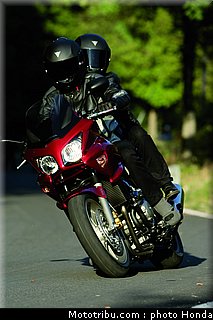 honda_1000_cbf_2007_006.jpg