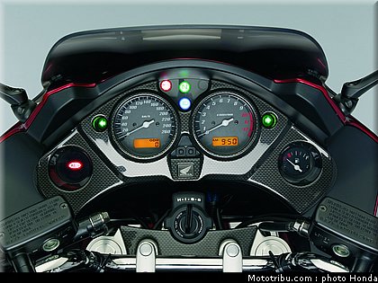 honda_1000_cbf_2007_041.jpg
