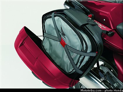 honda_1000_cbf_2007_048.jpg