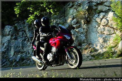 honda_1000_cbf_2007_004.jpg