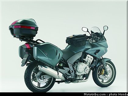 honda_1000_cbf_2007_019.jpg