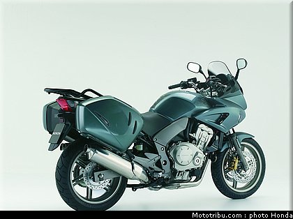honda_1000_cbf_2007_021.jpg