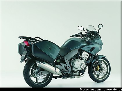 honda_1000_cbf_2007_022.jpg
