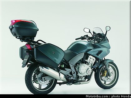 honda_1000_cbf_2007_023.jpg