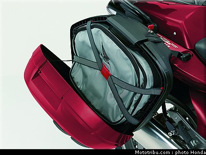 honda_1000_cbf_2007_040.jpg