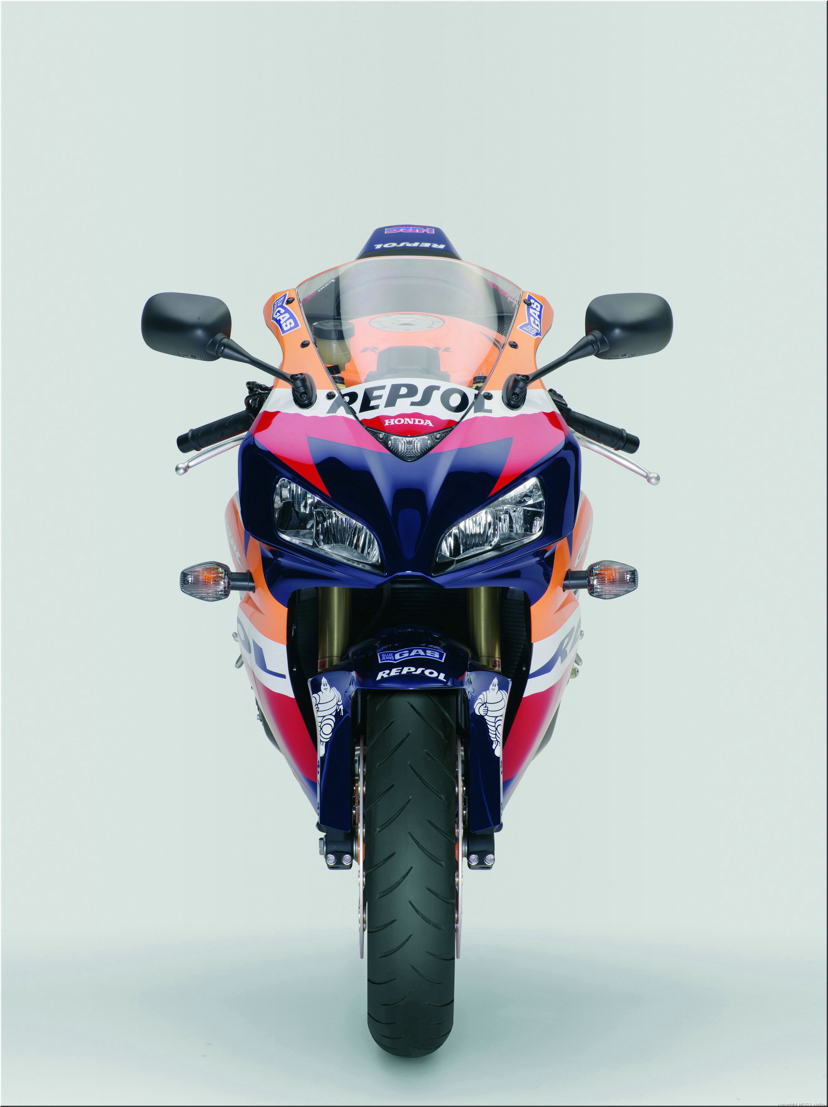 MOTO 