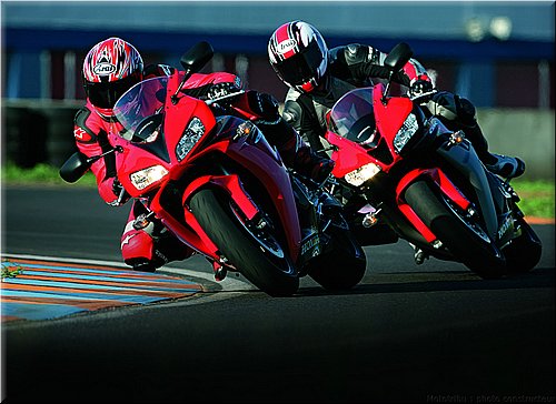 honda-1000cbr-2007-002.jpg