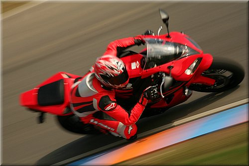 honda-1000cbr-2007-003.jpg