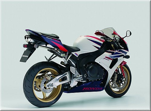 honda-1000cbr-2007-033.jpg