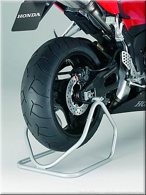 honda-1000cbr-2007-035.jpg