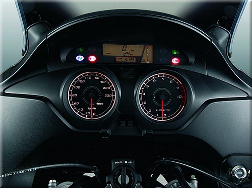 honda-1000-varadero-2007-026.jpg