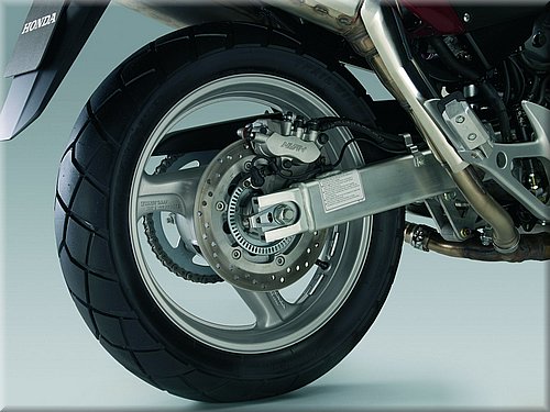 honda-1000-varadero-2007-045.jpg