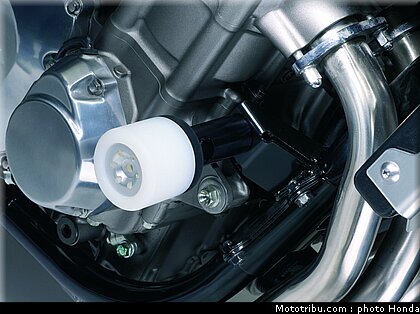 honda_cb1300_2007_011.jpg